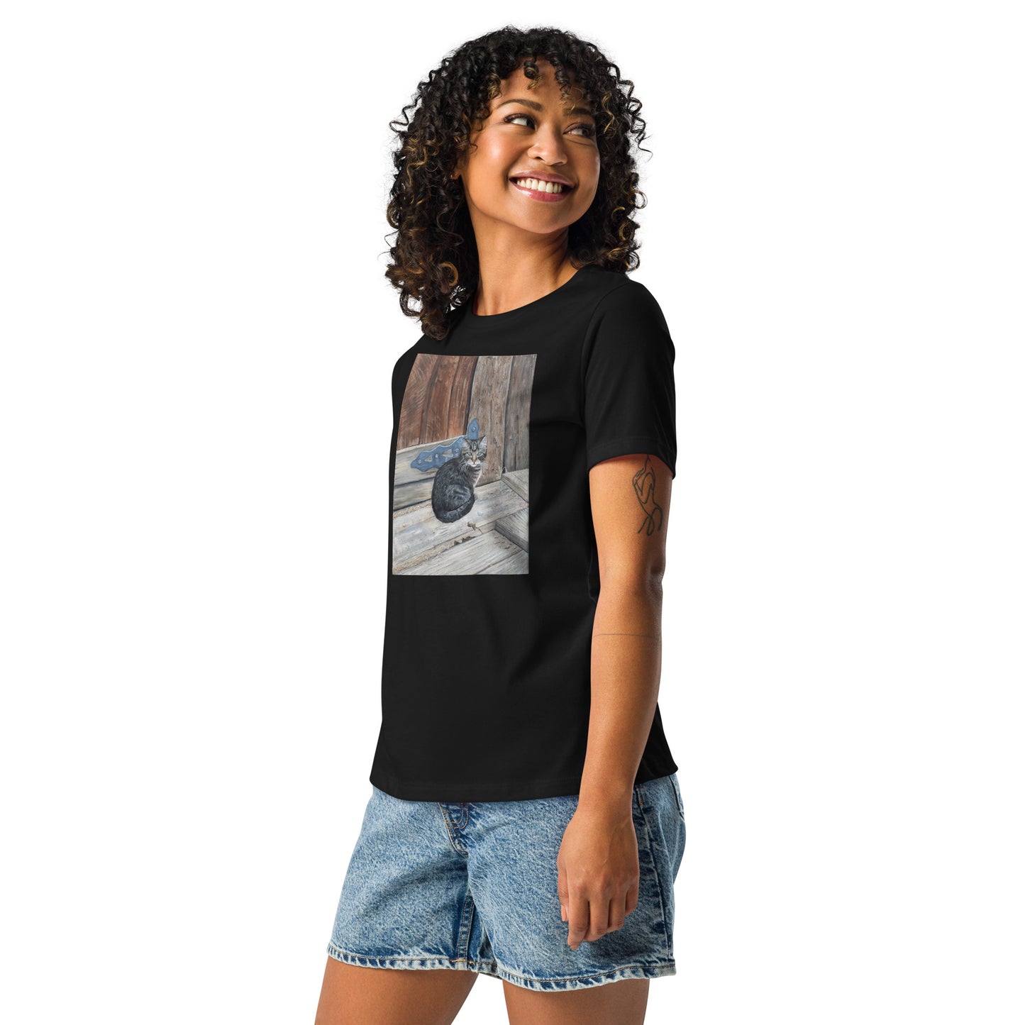 Women's Relaxed T-Shirt Miss Bonnie Barn Cat